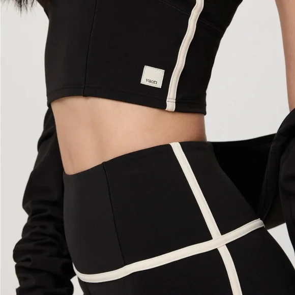 Vuori All the Feels Corset Tank - Picture 5 of 6